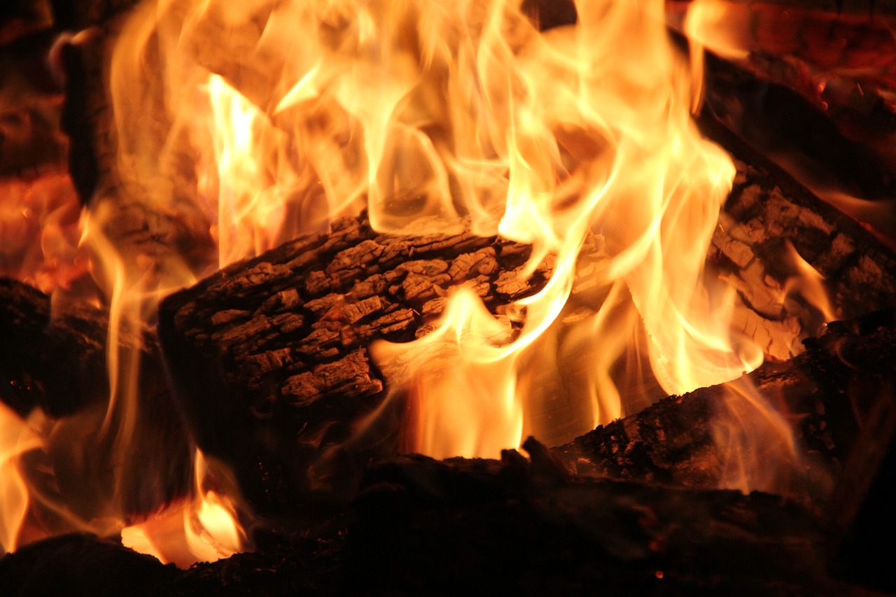 Expert Fireplace Cleaning in Hammond, IL Professional Fireplace Cleaning Services In Hammond Illinois